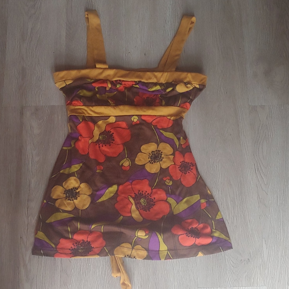 Wet Seal Large top
